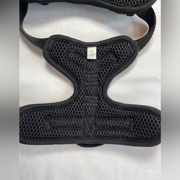 Good2Go Dog Harness, sturdy, Size Small measures 13.5” side to side‎ - Picture 7 of 7